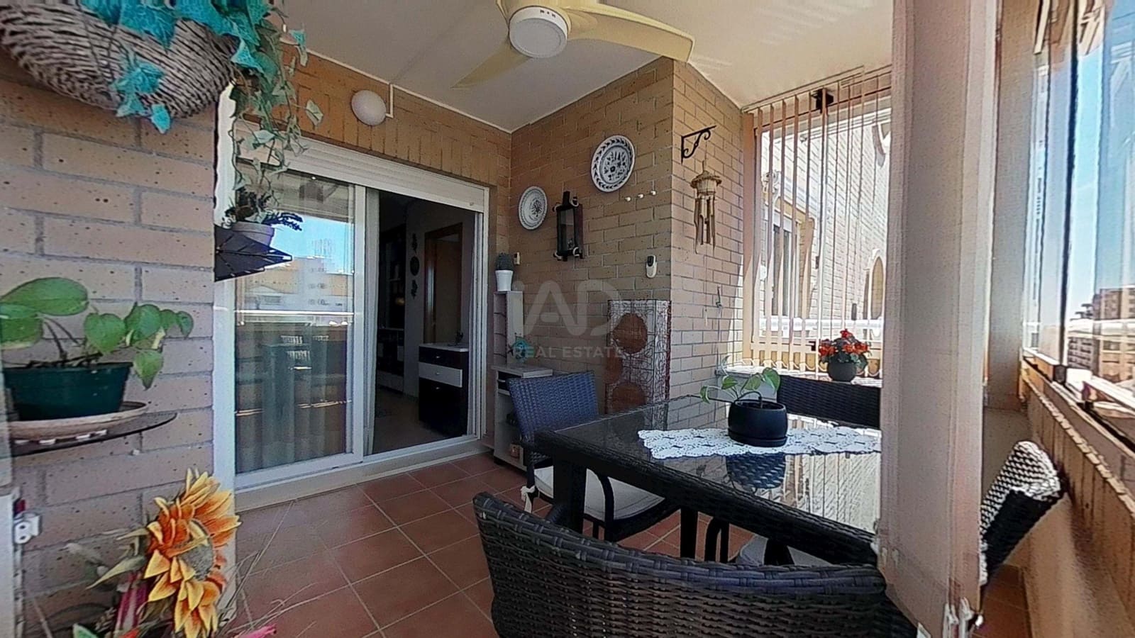 2 soverom Leilighet til salgs i Oropesa  med svømmebasseng garasje - € 168 000 (Ref: 9991322)