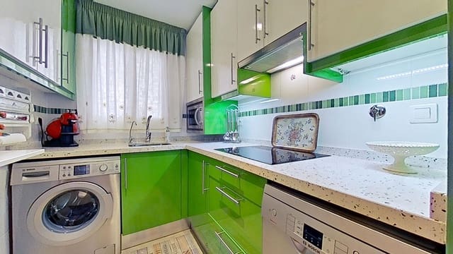 2 soverom Leilighet til salgs i Oropesa  med svømmebasseng garasje - € 168 000 (Ref: 9991322)