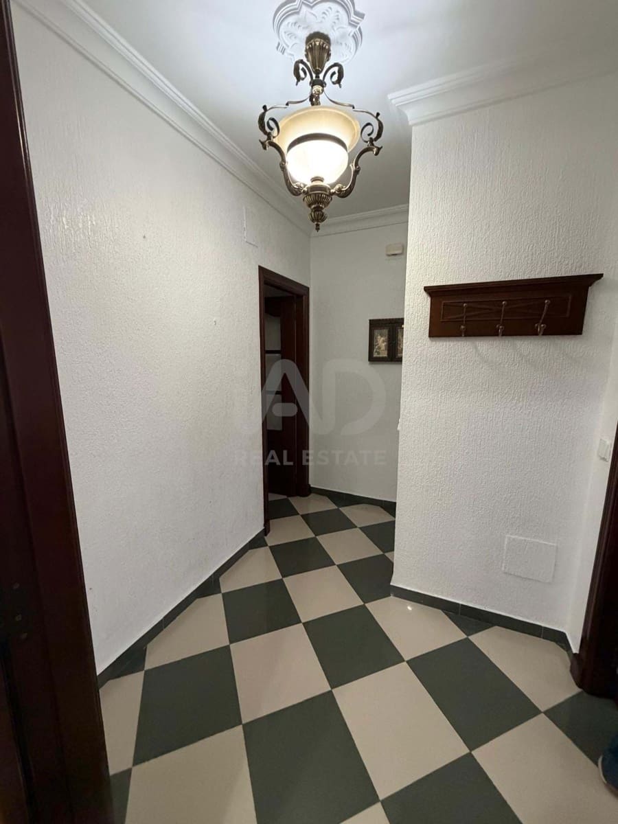 3 makuuhuone Huoneisto myytävänä paikassa Huelva kaupunki - 135 000 € (Ref: 9991326)