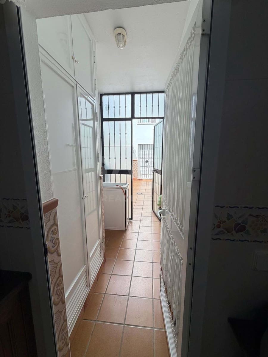 3 makuuhuone Huoneisto myytävänä paikassa Huelva kaupunki - 135 000 € (Ref: 9991326)