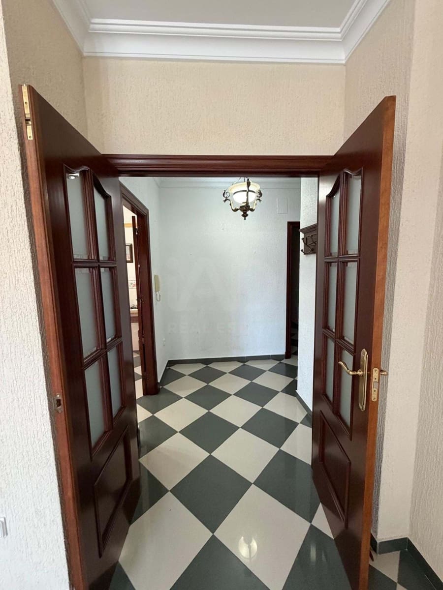 3 makuuhuone Huoneisto myytävänä paikassa Huelva kaupunki - 135 000 € (Ref: 9991326)