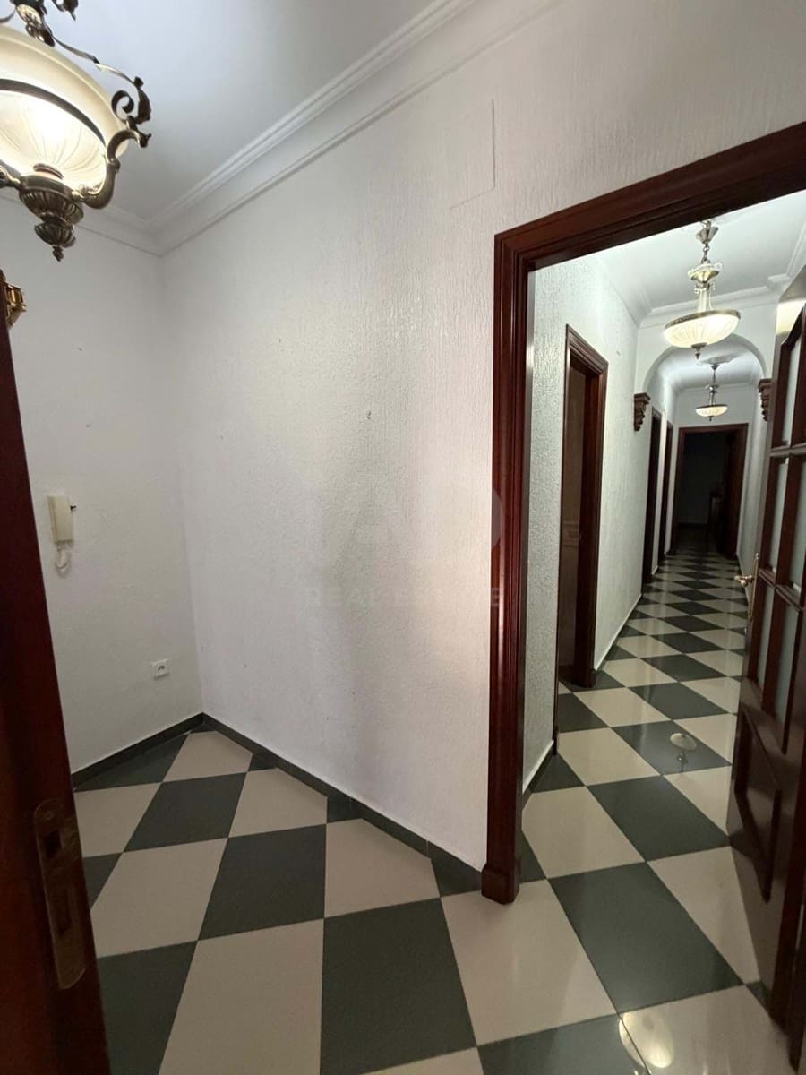 3 makuuhuone Huoneisto myytävänä paikassa Huelva kaupunki - 135 000 € (Ref: 9991326)