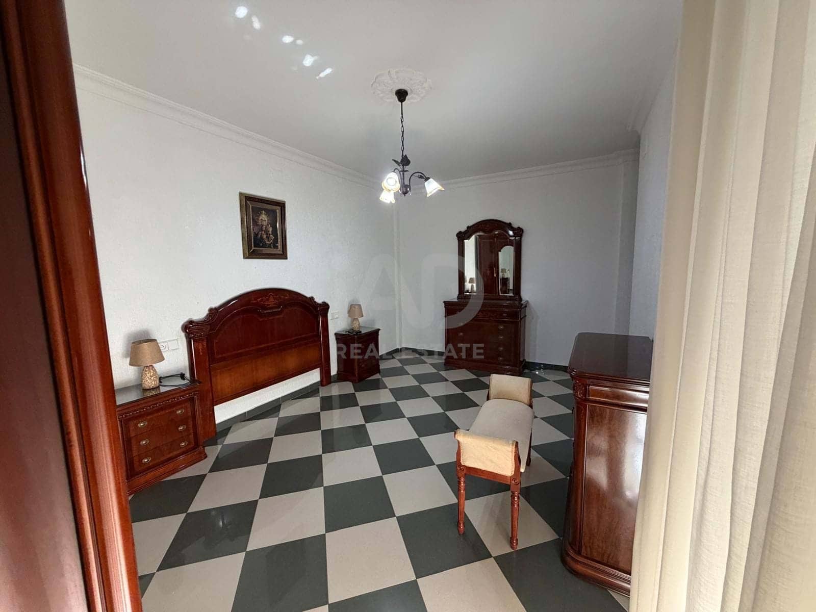 3 makuuhuone Huoneisto myytävänä paikassa Huelva kaupunki - 135 000 € (Ref: 9991326)