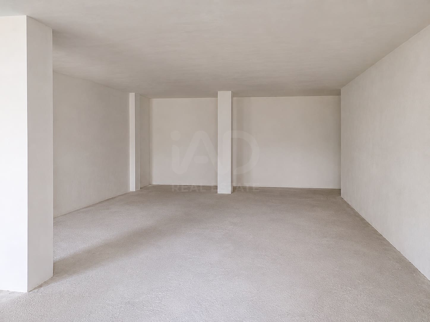 3 sovrum Radhus till salu i Jerica med garage - 360 000 € (Ref: 9991328)