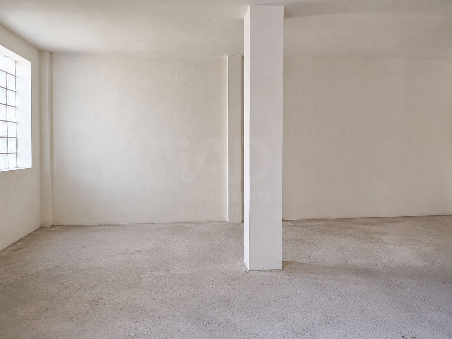 3 sovrum Radhus till salu i Jerica med garage - 360 000 € (Ref: 9991328)