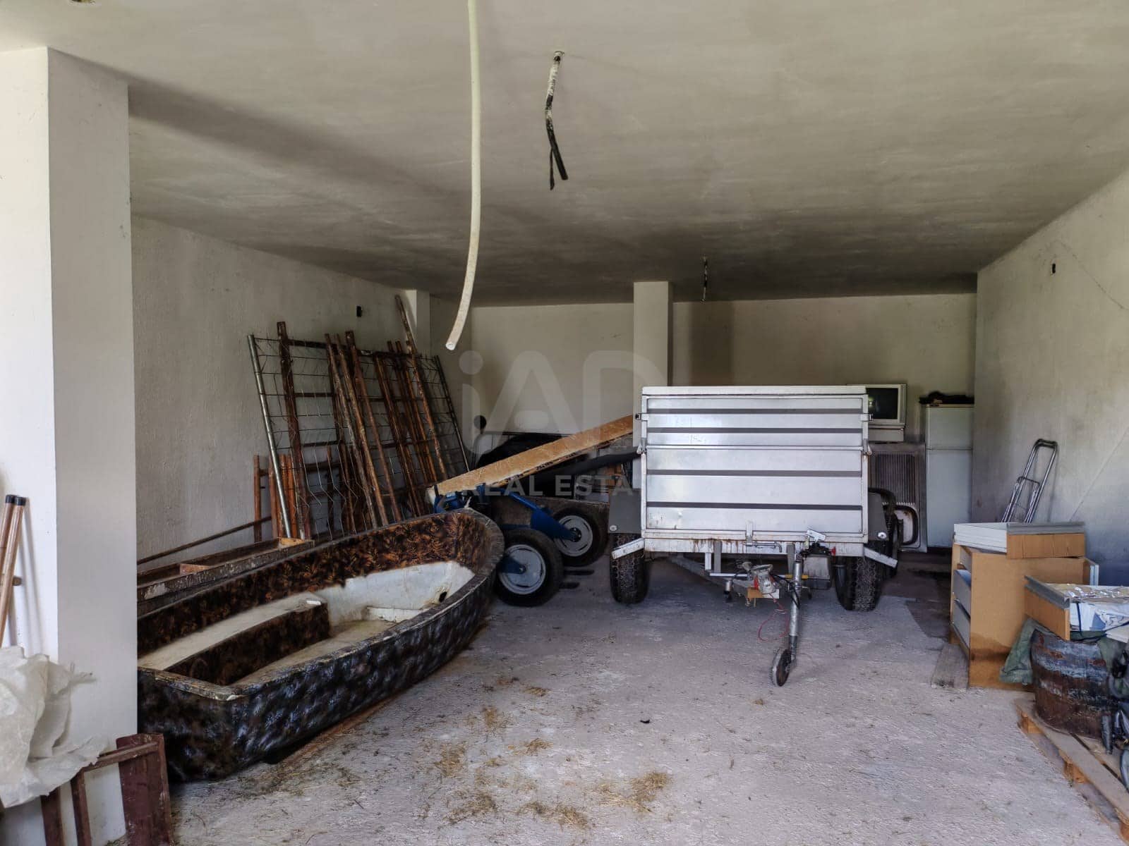 3 sovrum Radhus till salu i Jerica med garage - 360 000 € (Ref: 9991328)