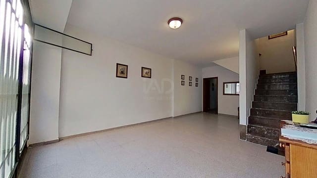 Adosado de 6 habitaciones en Vila-real en venta con garaje - 339.000 € (Ref: 9991329)