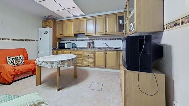Adosado de 6 habitaciones en Vila-real en venta con garaje - 339.000 € (Ref: 9991329)