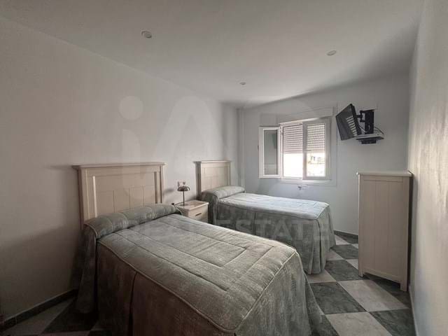3 slaapkamer Appartement te koop in Lepe met garage - € 159.900 (Ref: 9991330)