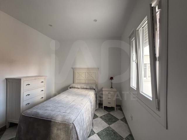 3 slaapkamer Appartement te koop in Lepe met garage - € 159.900 (Ref: 9991330)