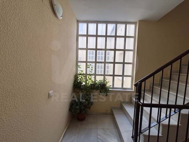 3 slaapkamer Appartement te koop in Lepe met garage - € 159.900 (Ref: 9991330)