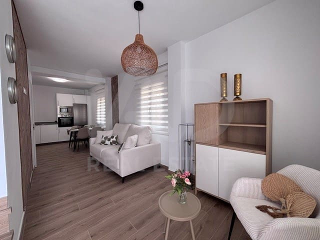 2 soveværelse Byhus til salg i Huelva by - € 279.800 (Ref: 9991331)