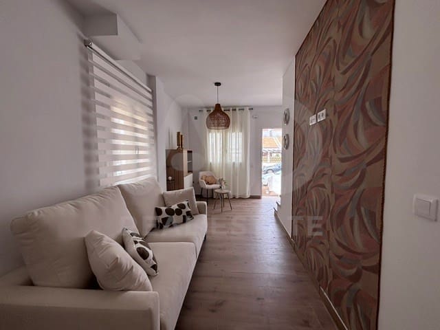 2 soveværelse Byhus til salg i Huelva by - € 279.800 (Ref: 9991331)