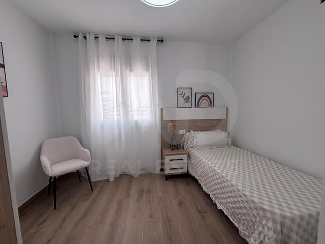 2 soveværelse Byhus til salg i Huelva by - € 279.800 (Ref: 9991331)