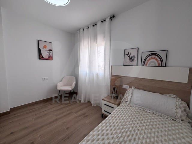 2 soveværelse Byhus til salg i Huelva by - € 279.800 (Ref: 9991331)