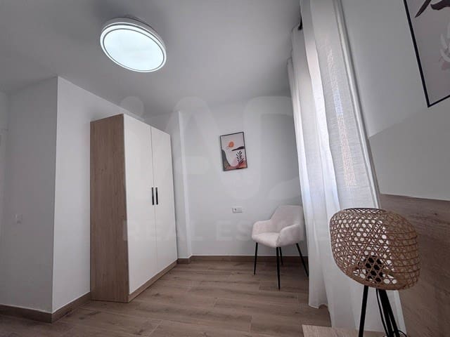 2 soveværelse Byhus til salg i Huelva by - € 279.800 (Ref: 9991331)
