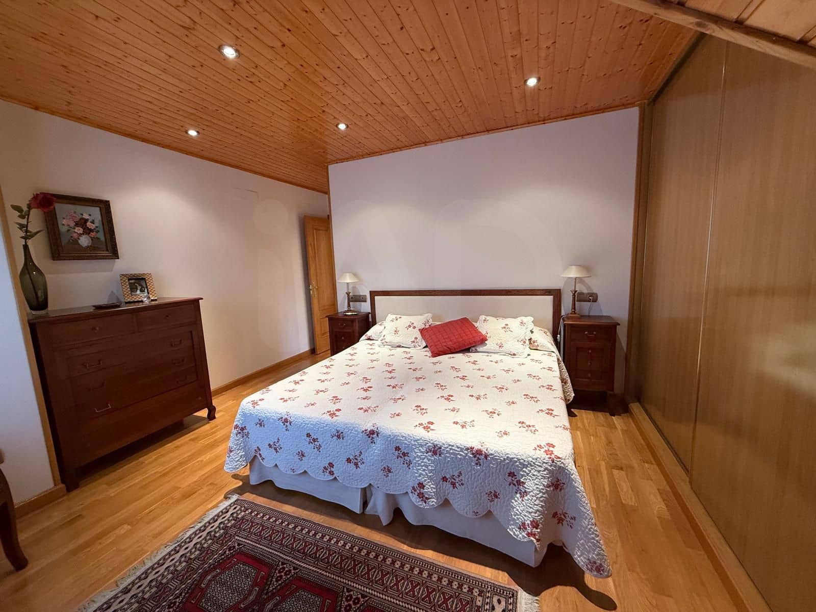 4 camera da letto Villa in vendita in Leon citta con garage - 320.000 € (Rif: 9991332)