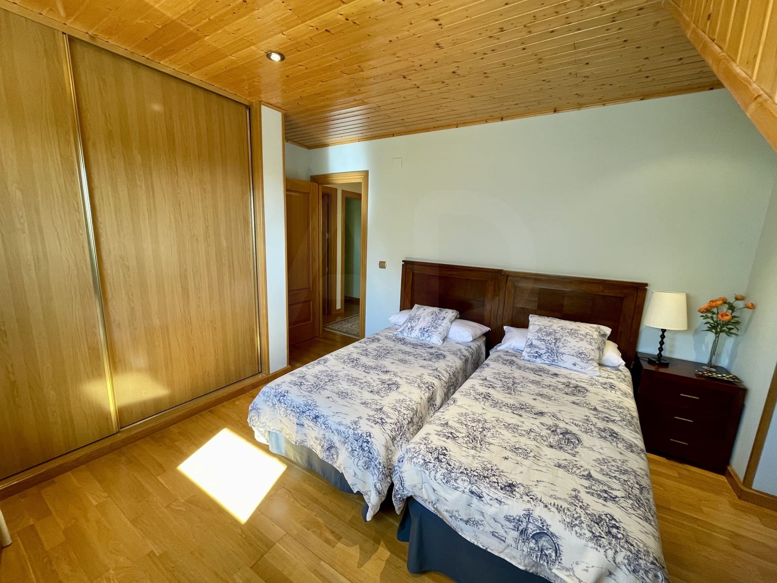 4 camera da letto Villa in vendita in Leon citta con garage - 320.000 € (Rif: 9991332)