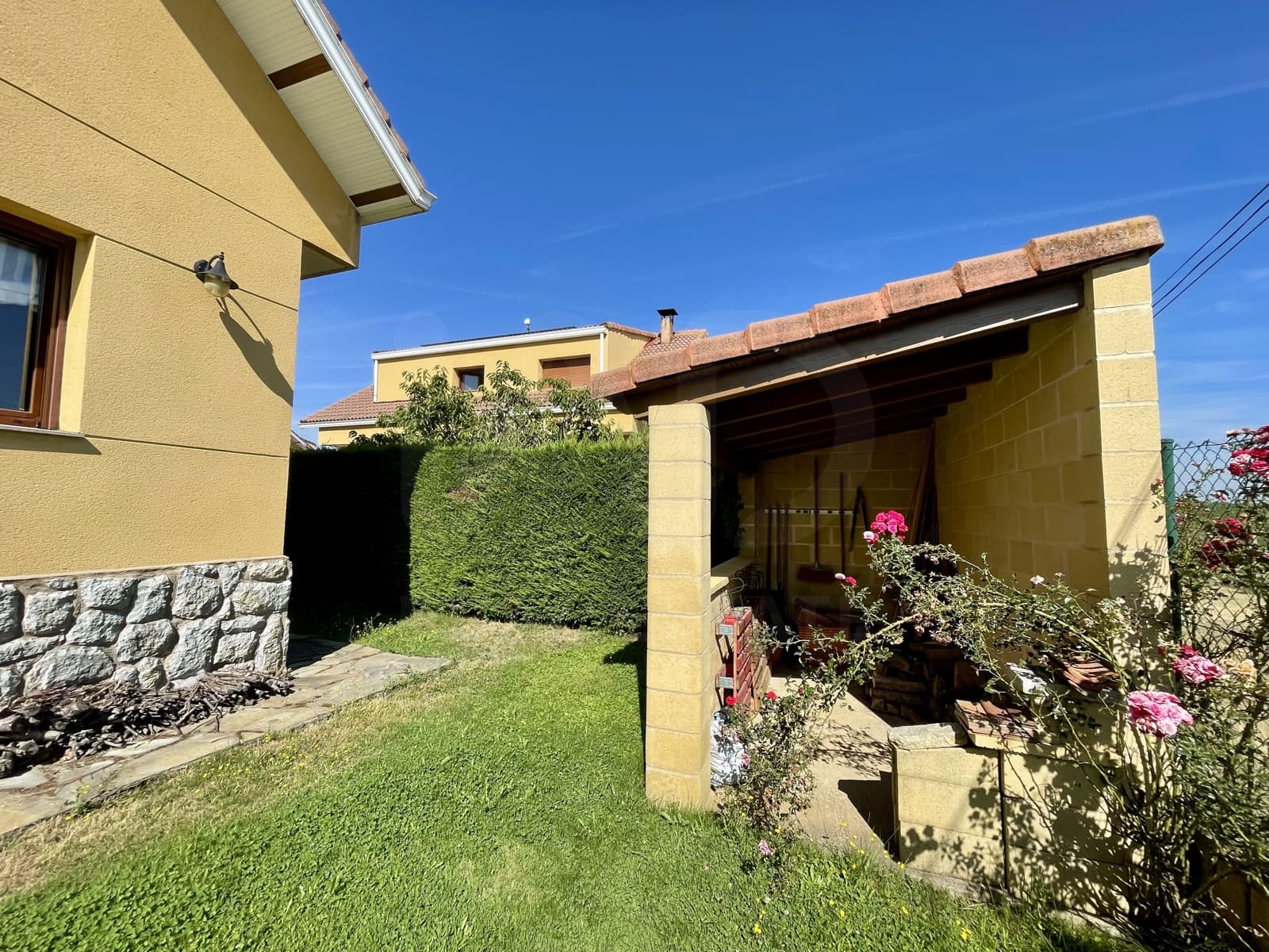 4 camera da letto Villa in vendita in Leon citta con garage - 320.000 € (Rif: 9991332)
