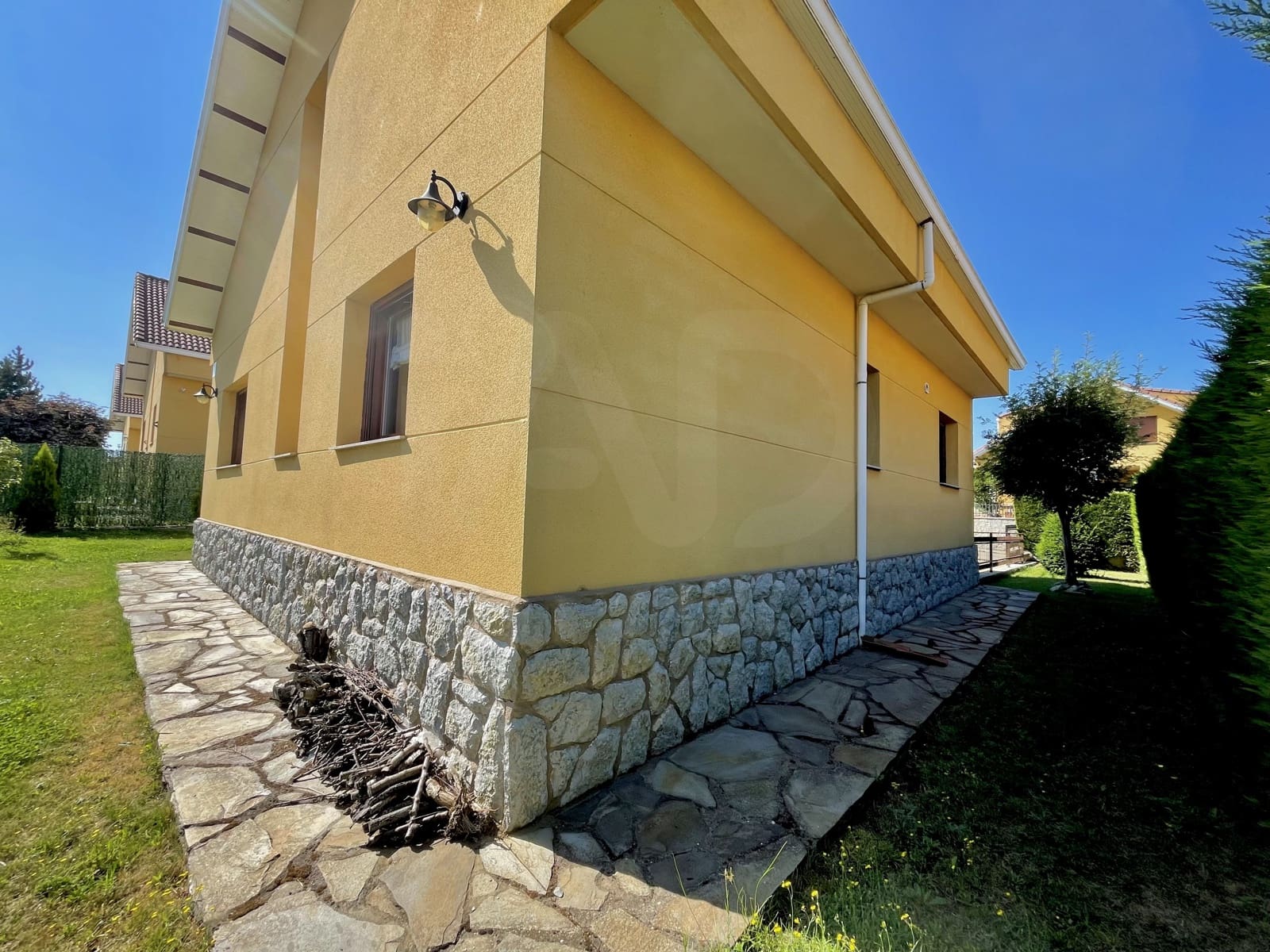 4 camera da letto Villa in vendita in Leon citta con garage - 320.000 € (Rif: 9991332)