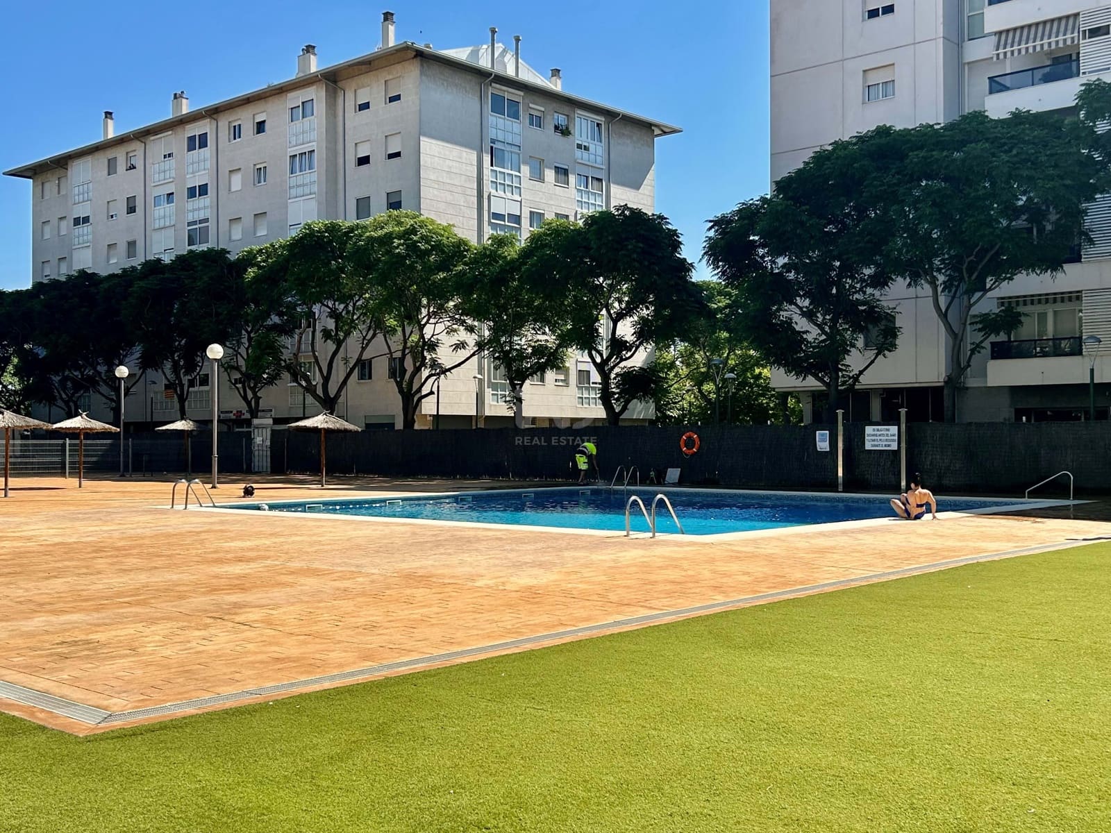 4 camera da letto Appartamento in vendita in Barcelona citta con piscina - 320.000 € (Rif: 9991334)