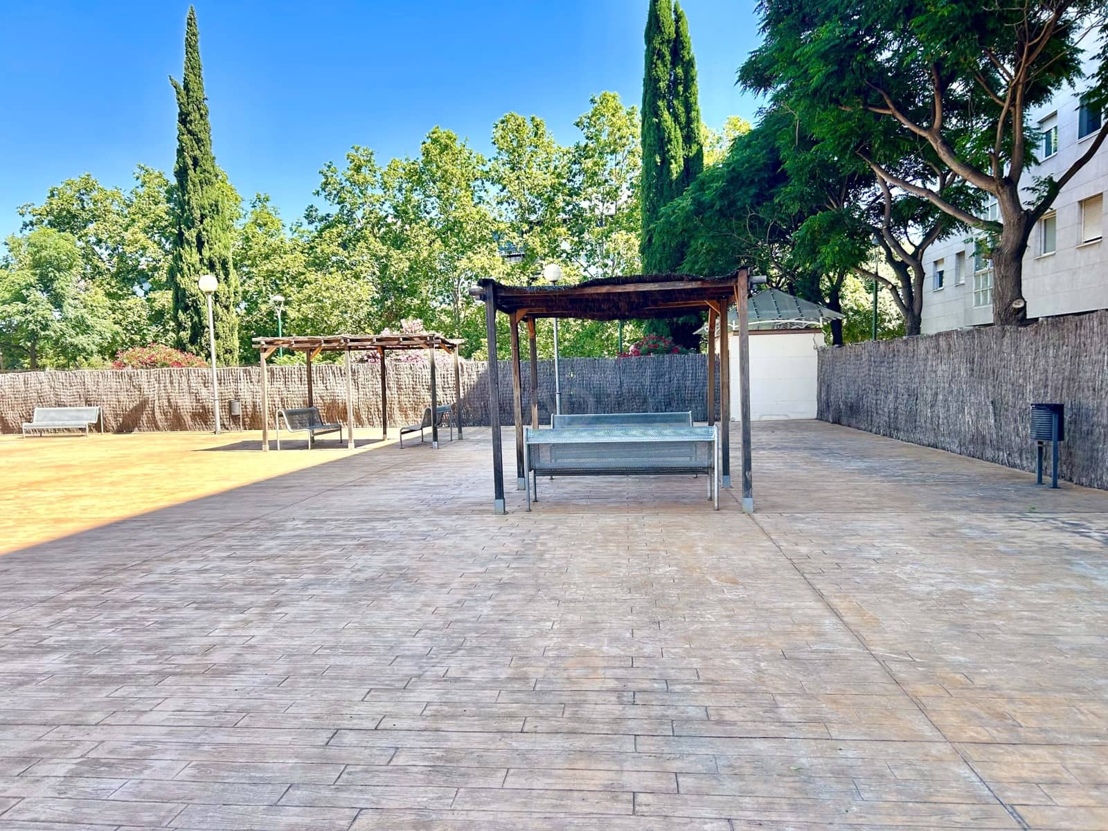 4 camera da letto Appartamento in vendita in Barcelona citta con piscina - 320.000 € (Rif: 9991334)