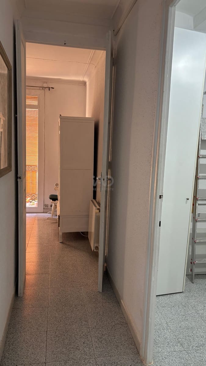 2 soverom Leilighet til salgs i Barcelona by - € 270 000 (Ref: 9991336)
