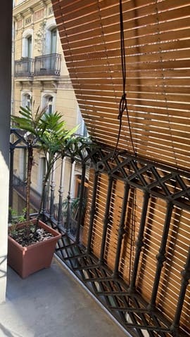 2 soverom Leilighet til salgs i El Barri Gòtic, Barcelona by - € 270 000 (Ref: 9991336)