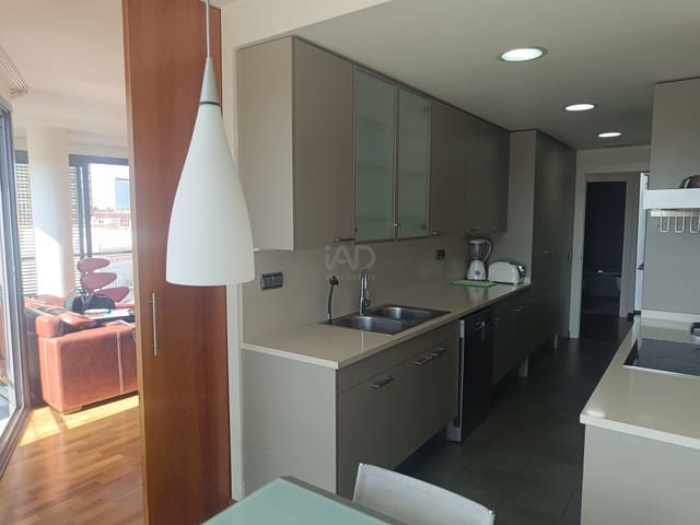 2 soveværelse Lejlighed til salg i Provençals del Poblenou, Barcelona by - € 645.000 (Ref: 9991337)