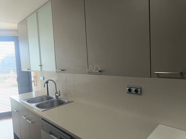 2 soveværelse Lejlighed til salg i Provençals del Poblenou, Barcelona by - € 645.000 (Ref: 9991337)