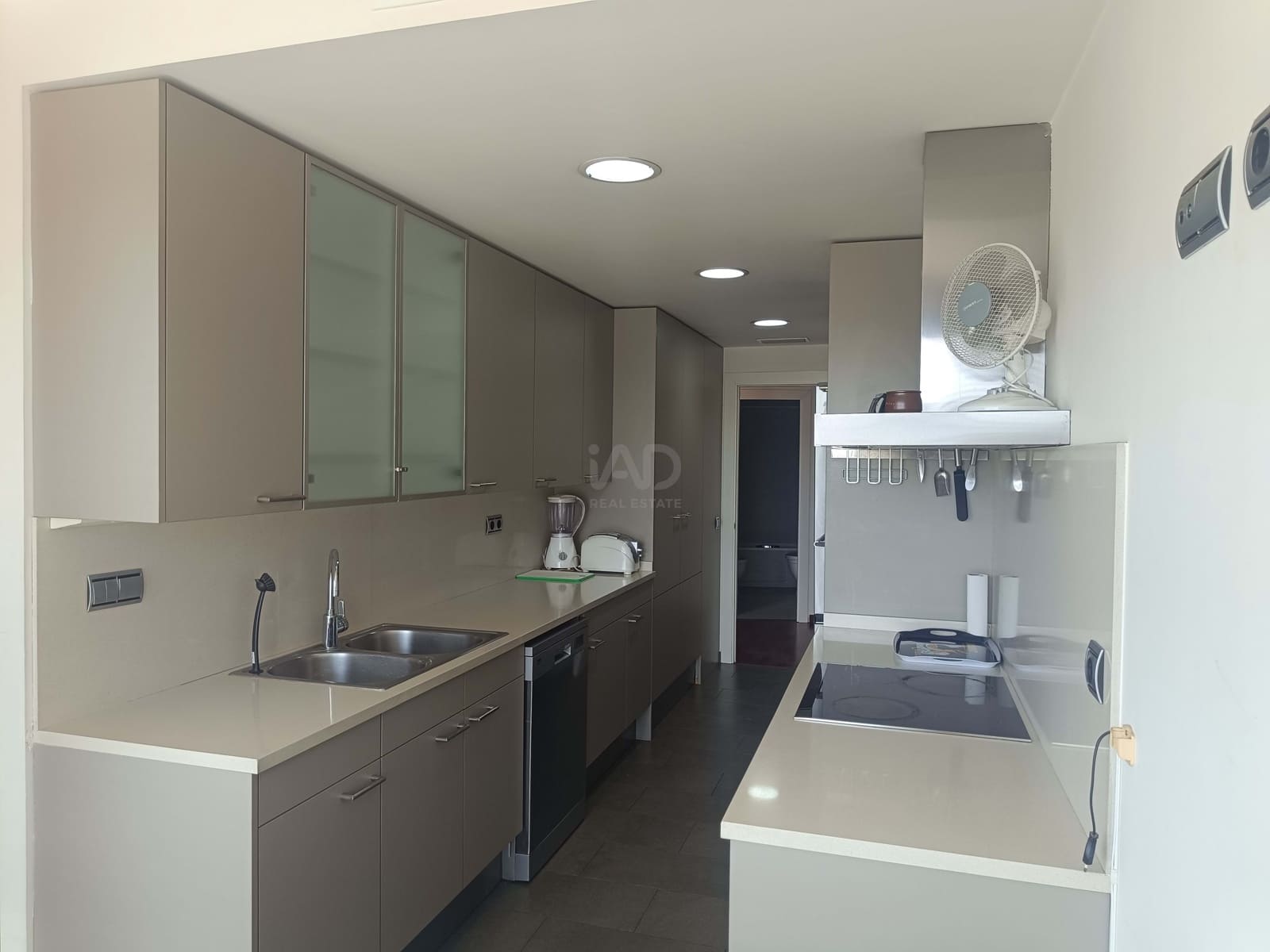 2 soveværelse Lejlighed til salg i Barcelona by - € 645.000 (Ref: 9991337)