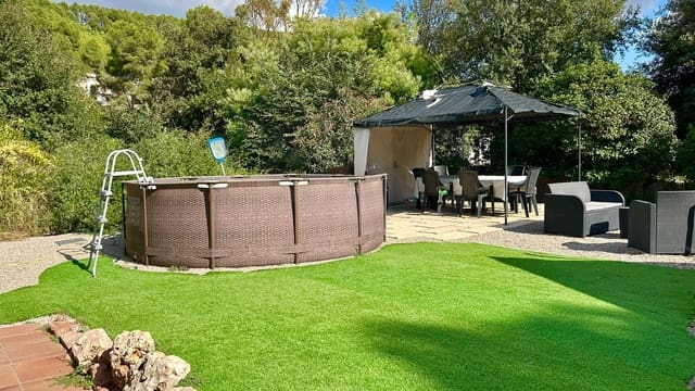 3 soveværelse Byhus til salg i Bigues i Riells med swimmingpool garage - € 349.000 (Ref: 9991338)