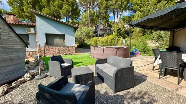 3 soveværelse Byhus til salg i Bigues i Riells med swimmingpool garage - € 349.000 (Ref: 9991338)