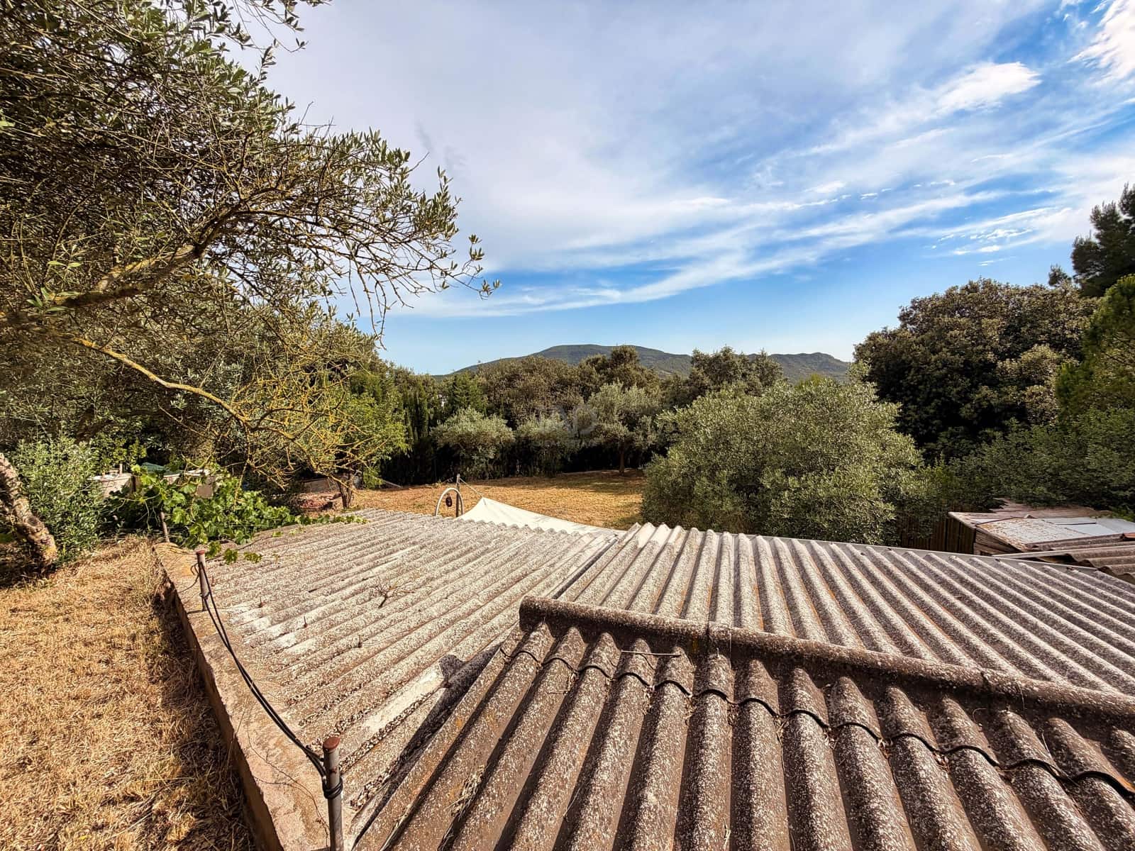 Grunde uden byggetilladelser til salg i Barcelona by - € 55.000 (Ref: 9991339)