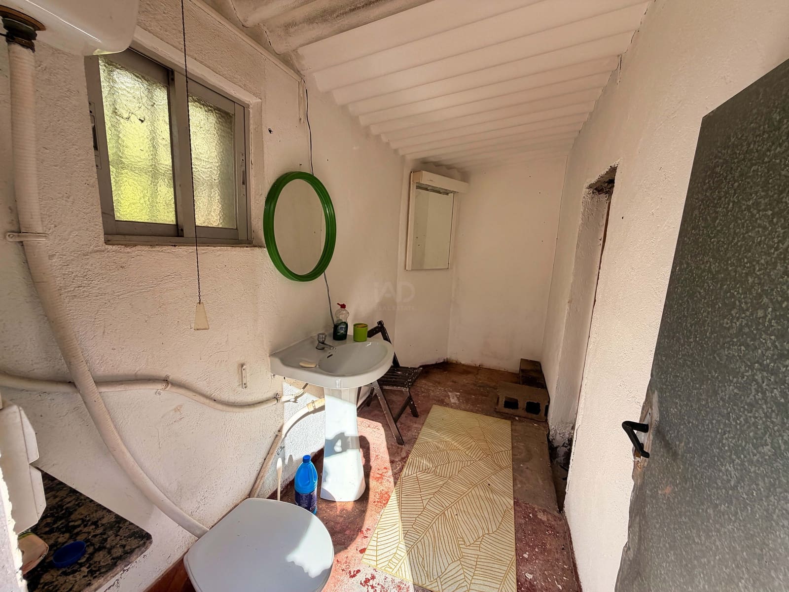Grunde uden byggetilladelser til salg i Barcelona by - € 55.000 (Ref: 9991339)
