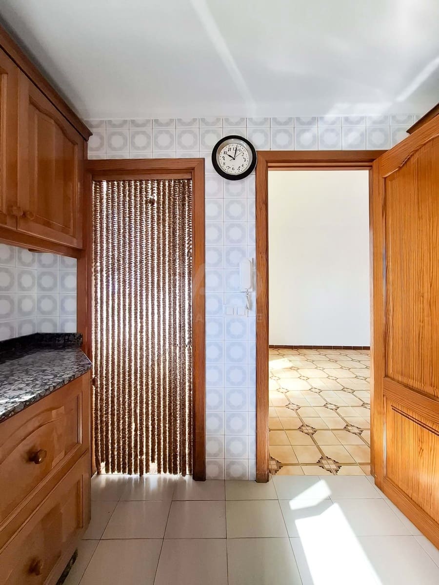 3 quarto Apartamento para venda em Palma de Mallorca - 300 000 € (Ref: 9991340)