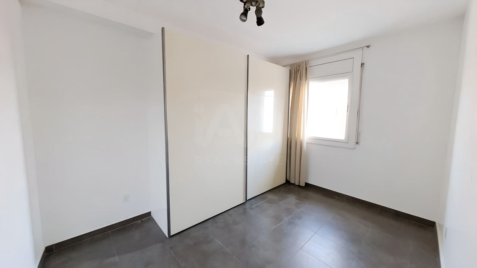 4 soverom Leilighet til salgs i Barcelona by - € 519 000 (Ref: 9991341)