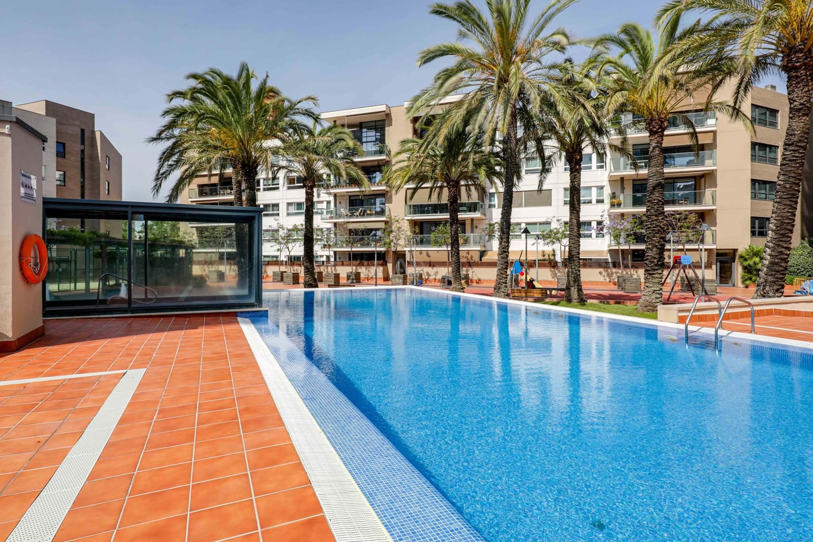 3 sypialnia Apartament na sprzedaż w Miasto Barcelona z basenem garażem - 1 370 000 € (Ref: 9991342)