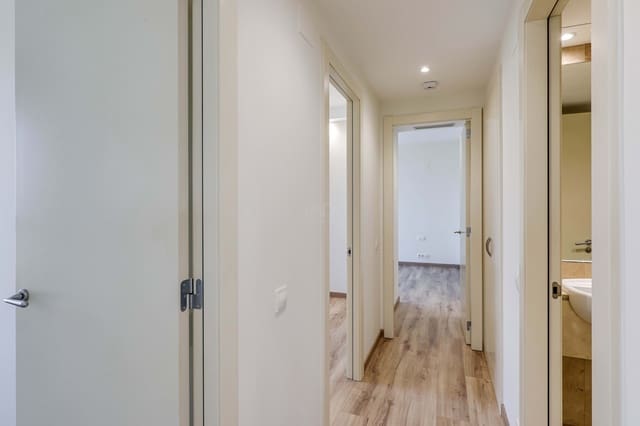 3 sypialnia Apartament na sprzedaż w Diagonal Mar i El Front Marítim del Poblenou, Miasto Barcelona z basenem garażem - 1 370 000 € (Ref: 9991342)