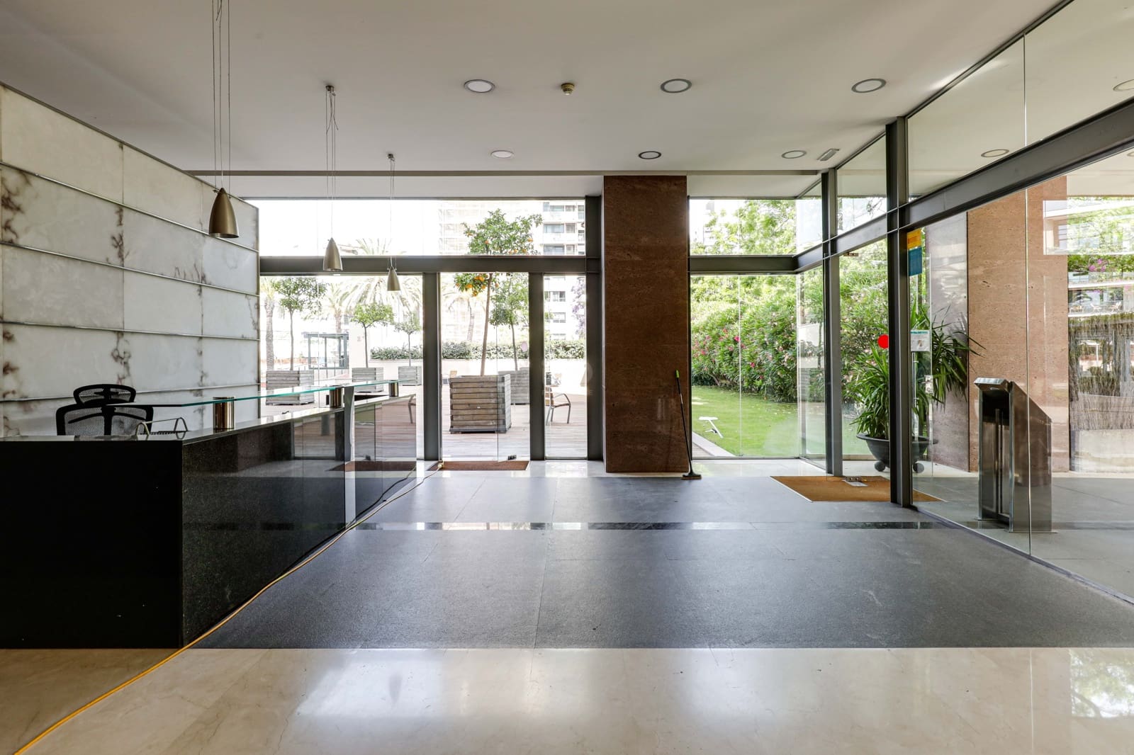 3 sypialnia Apartament na sprzedaż w Miasto Barcelona z basenem garażem - 1 370 000 € (Ref: 9991342)