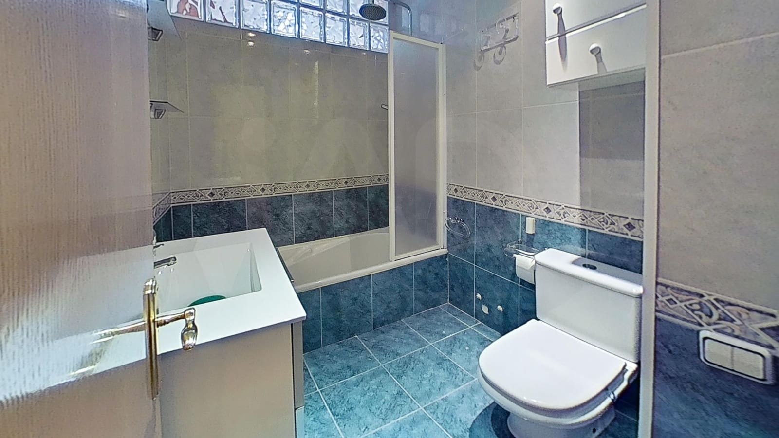 3 sovrum Lägenhet till salu i Barcelona stad med garage - 415 000 € (Ref: 9991345)