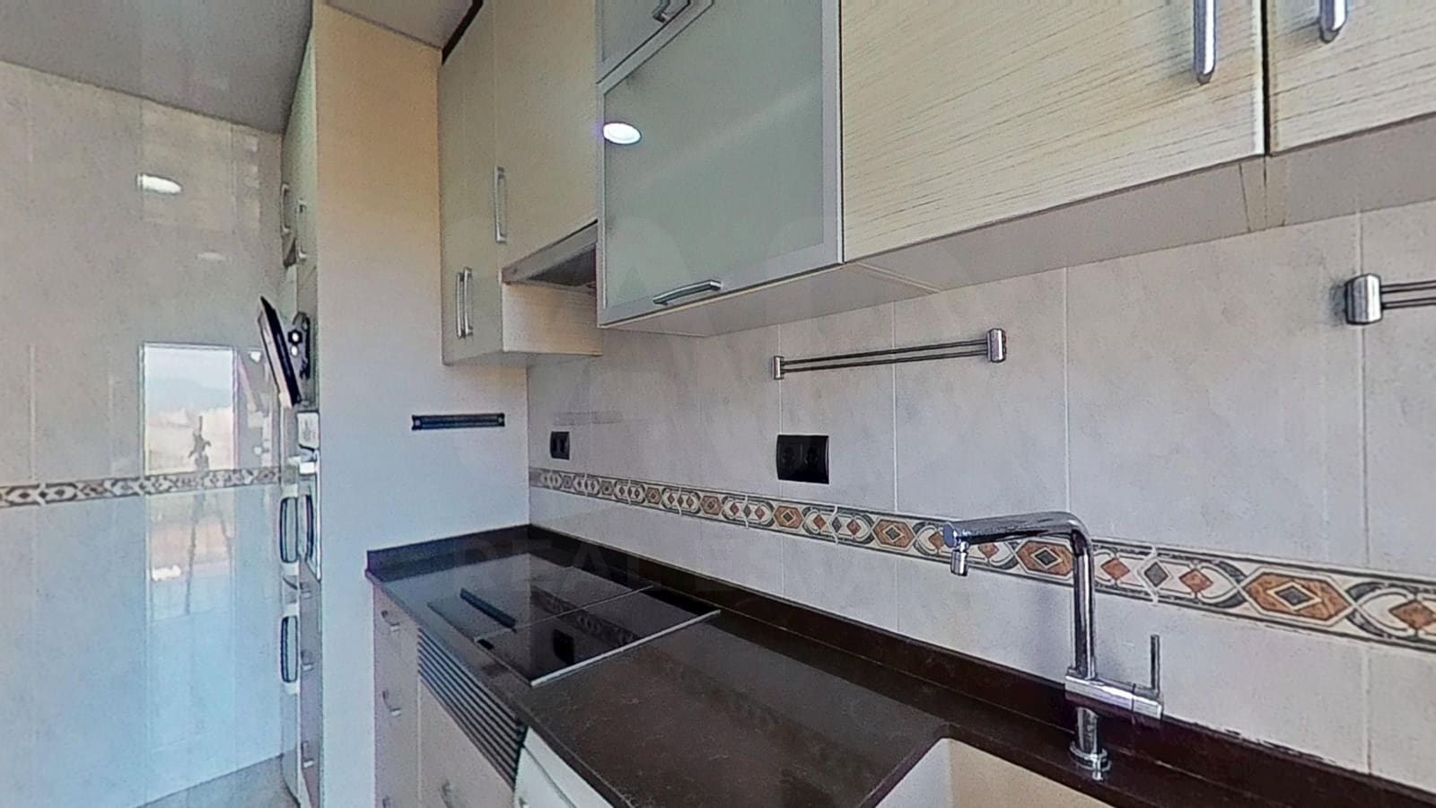 3 sovrum Lägenhet till salu i Barcelona stad med garage - 415 000 € (Ref: 9991345)