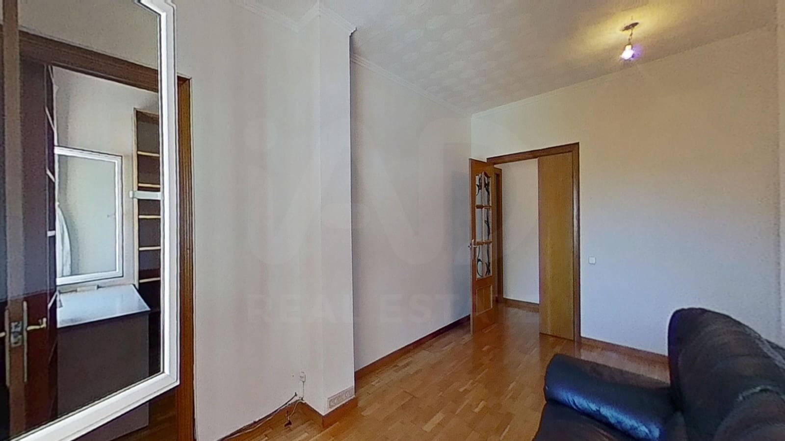 3 sovrum Lägenhet till salu i Barcelona stad med garage - 415 000 € (Ref: 9991345)