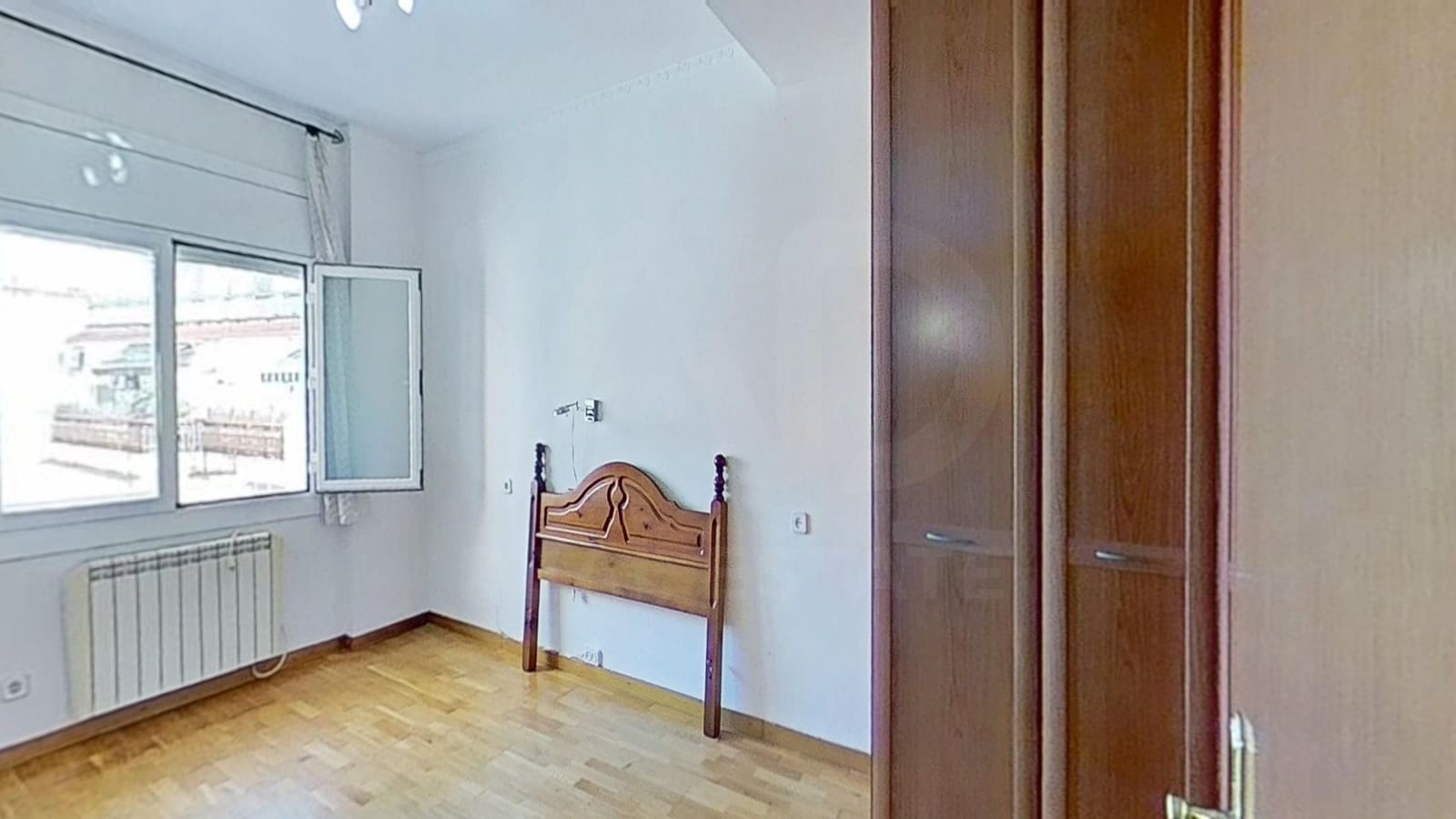3 sovrum Lägenhet till salu i Barcelona stad med garage - 415 000 € (Ref: 9991345)