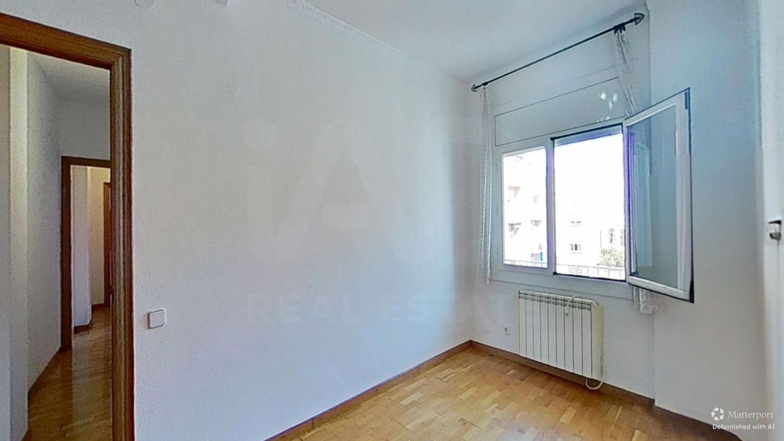 3 sovrum Lägenhet till salu i Barcelona stad med garage - 415 000 € (Ref: 9991345)