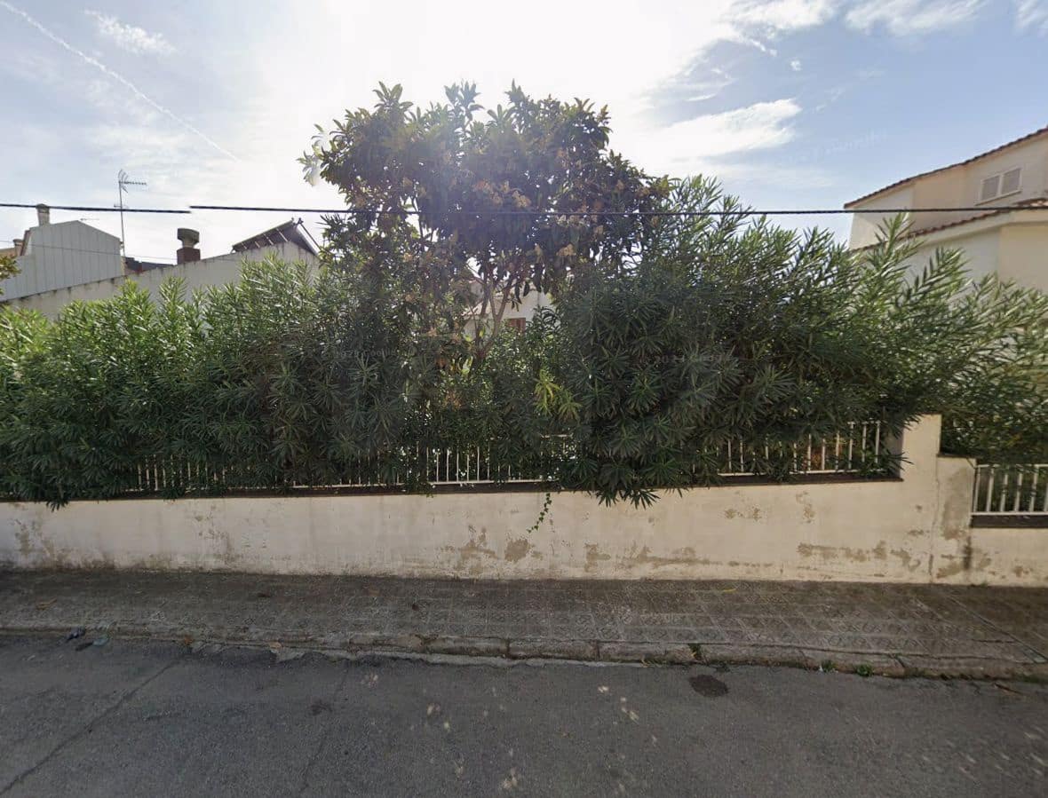 Działka budowlana na sprzedaż w Miasto Barcelona - 166 000 € (Ref: 9991348)