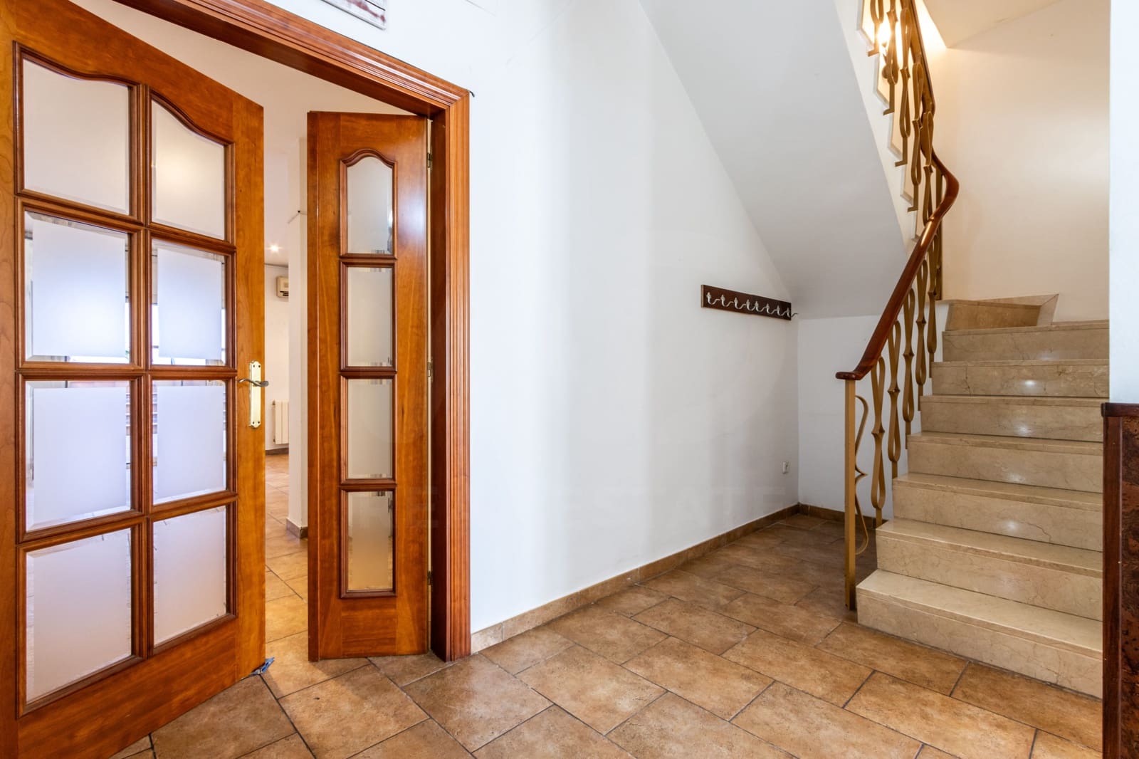 5 slaapkamer Huis te koop in Barcelona stad met garage - € 629.000 (Ref: 9991349)