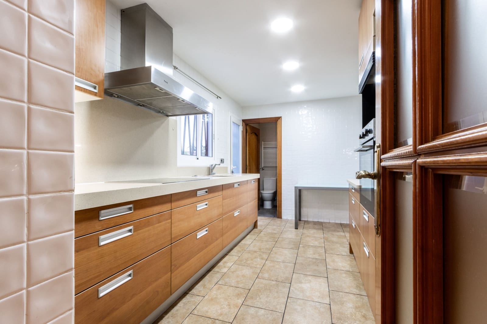 5 slaapkamer Huis te koop in Barcelona stad met garage - € 629.000 (Ref: 9991349)