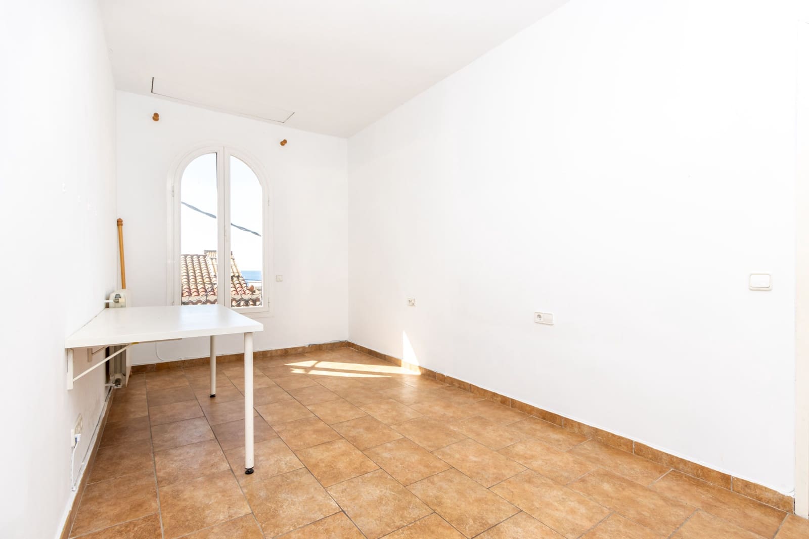 5 slaapkamer Huis te koop in Barcelona stad met garage - € 629.000 (Ref: 9991349)