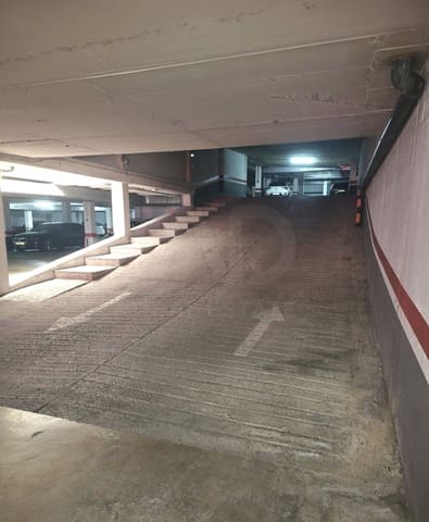Garaje en Sabadell en venta - 95.000 € (Ref: 9991350)